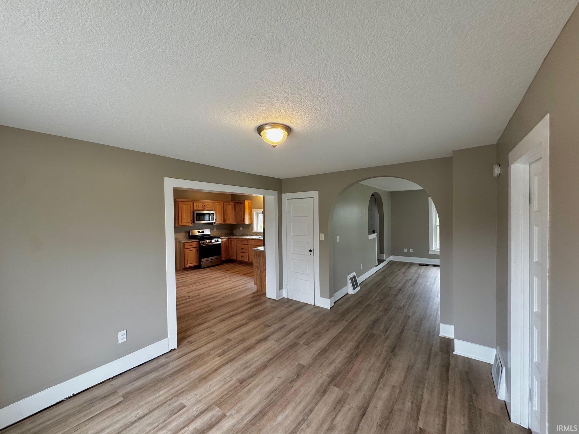 519 East Main Street Butler, IN 46721 - Photo 6 of 10