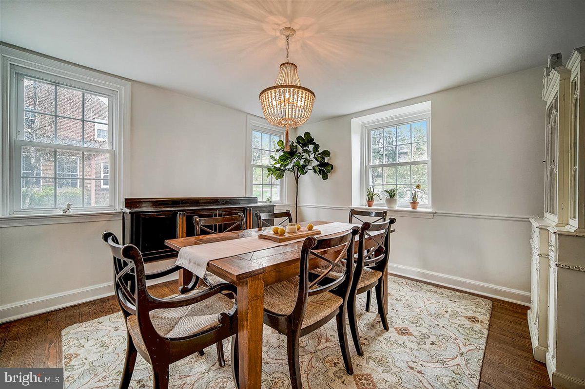 433 Laverock Road Glenside, PA 19038 - Photo 5 of 27 Dining Room