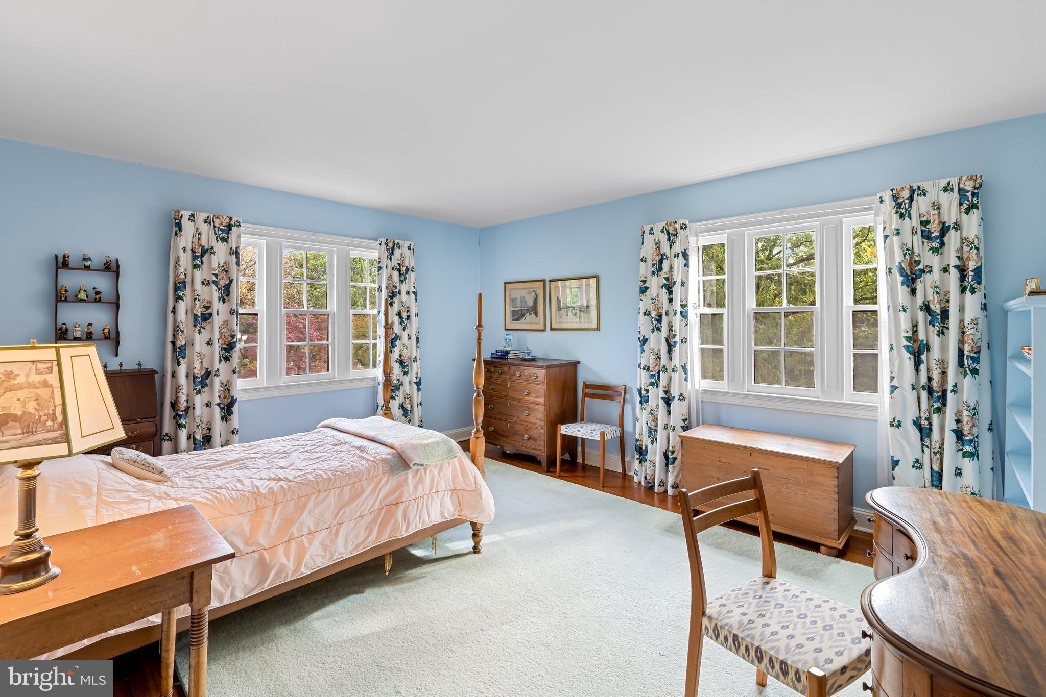 308 Northfield Place Baltimore, MD 21210 - Photo 20 of 41 a bedroom with a bed chair and a window