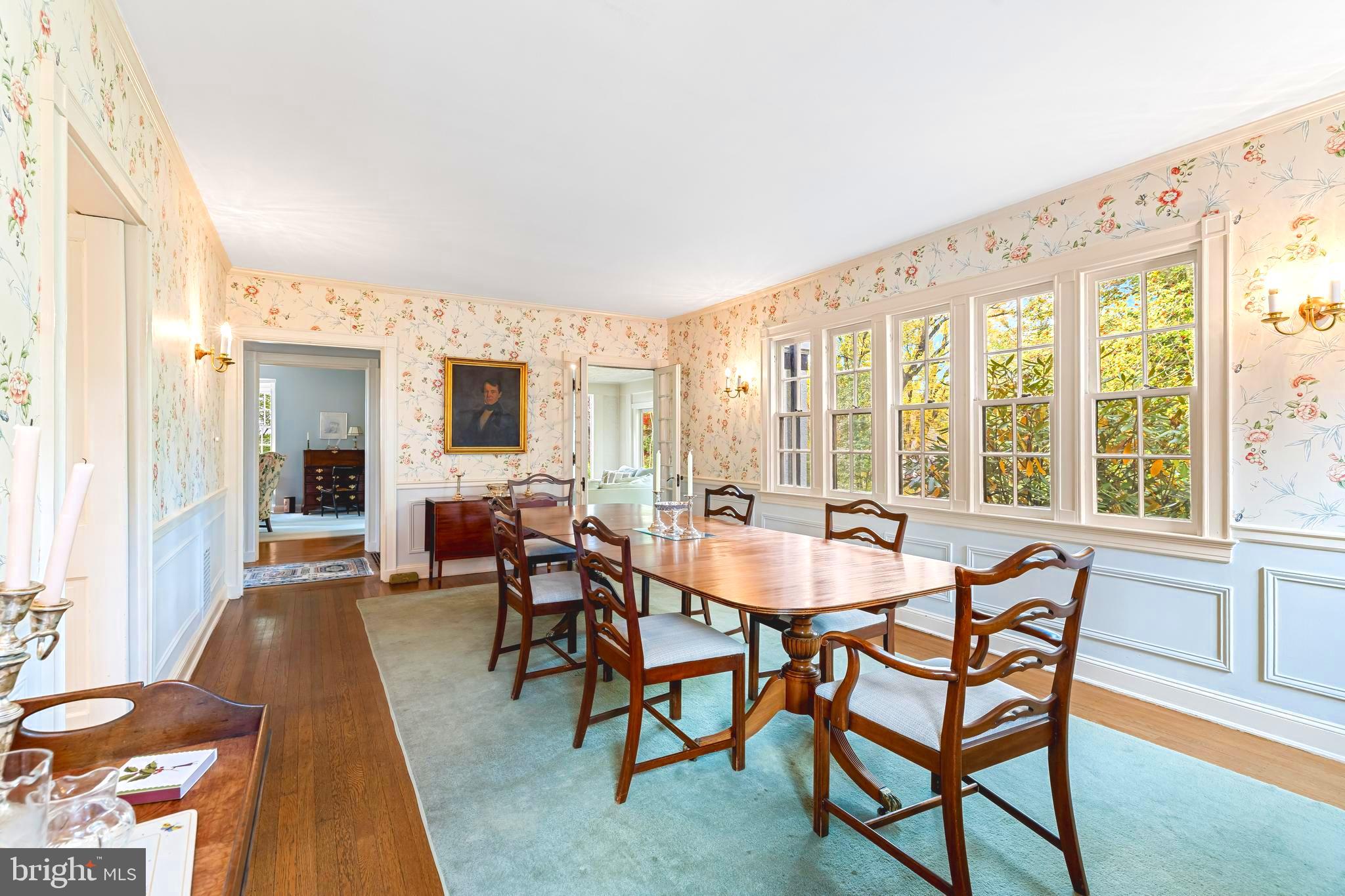 308 Northfield Place Baltimore, MD 21210 - Photo 9 of 41 a view of a dining room with furniture and a rug
