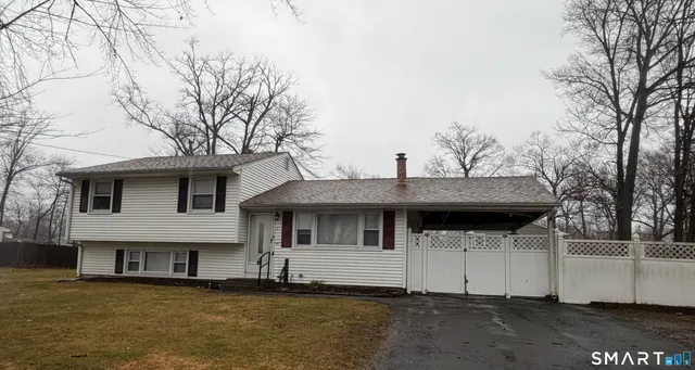 $419,000 | 2 Bruce Lane, Wallingford, CT 06492