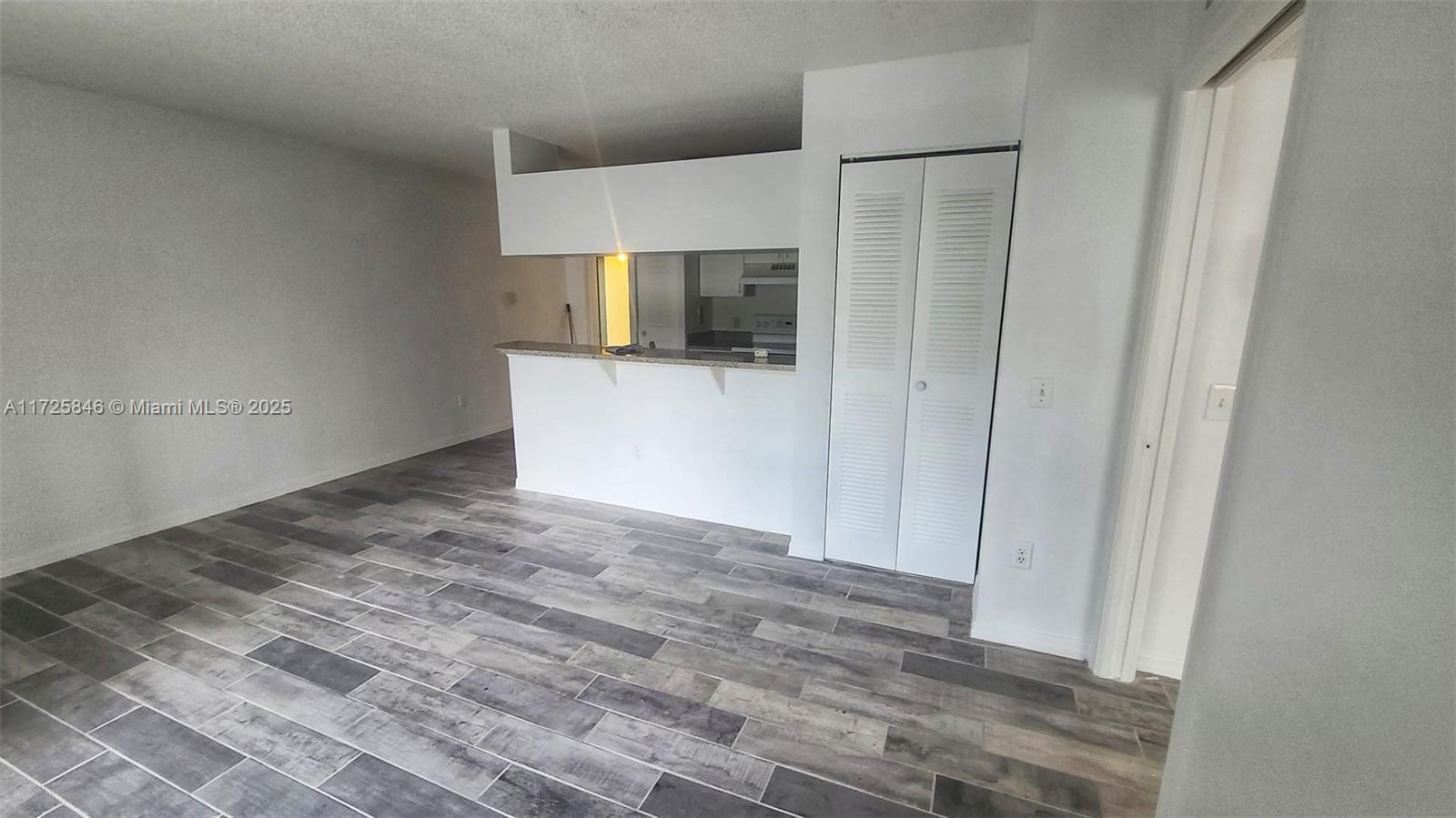 410 South Park Road, Unit 1110 Hollywood, FL 33021 - Photo 11 of 12