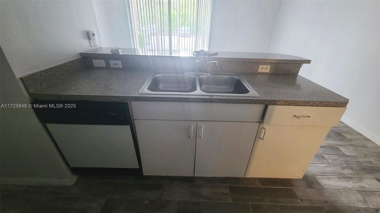 410 South Park Road, Unit 1110 Hollywood, FL 33021 - Photo 12 of 12