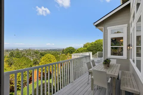 $4,288,000 | 853 Vista Drive, Redwood City, CA 94062