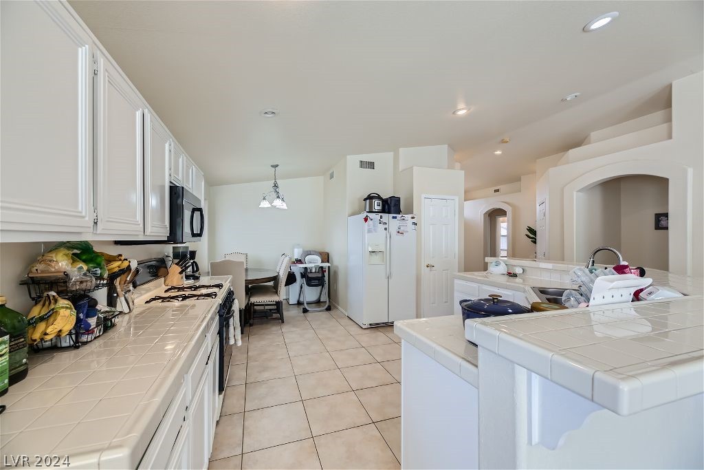 3168 Crystal Moon Road Henderson, NV 89052 - Photo 12 of 28