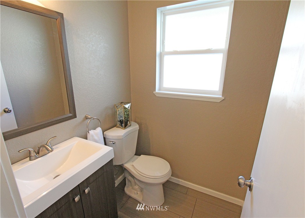 2602 186th Place Southeast Bothell, WA 98012 - Photo 9 of 23 Gallery Image 9