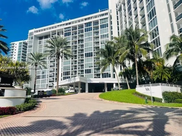 $4,500 | 10275 Collins Avenue, Unit 327, Bal Harbour, FL 33154