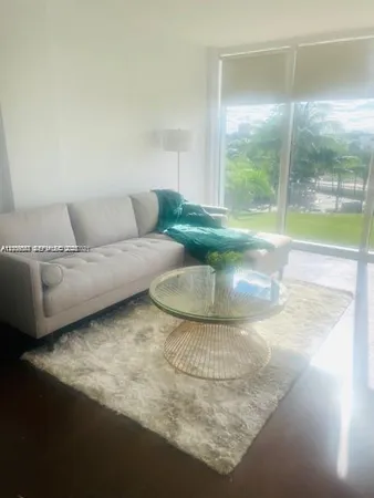 $4,500 | 10275 Collins Avenue, Unit 327, Bal Harbour, FL 33154