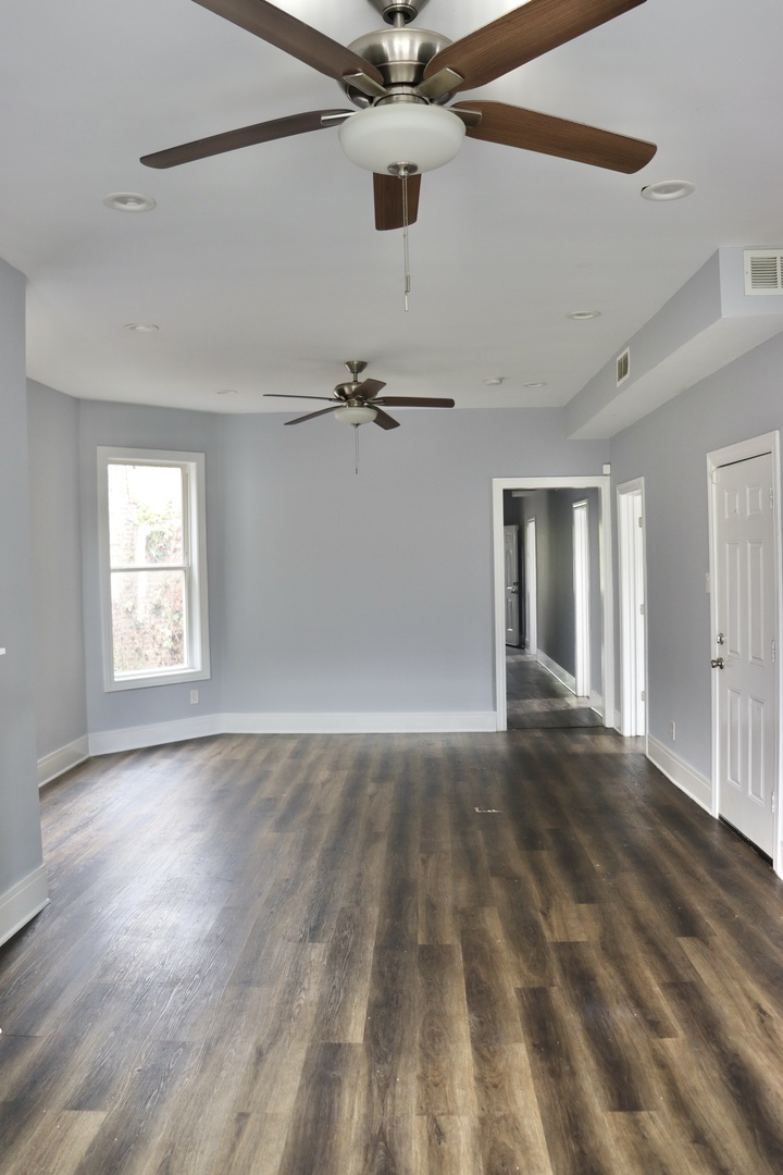 5718 South Sangamon Street, Unit 2 Chicago, IL 60621 - Photo 11 of 35 a view of an empty room with a window