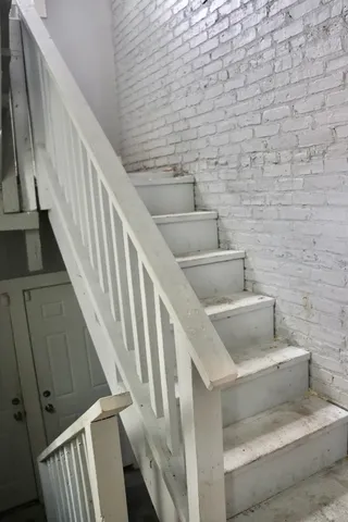 a view of a pathway of a building