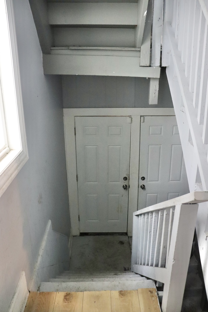 5718 South Sangamon Street, Unit 2 Chicago, IL 60621 - Photo 33 of 35 a view of entryway with wooden floor