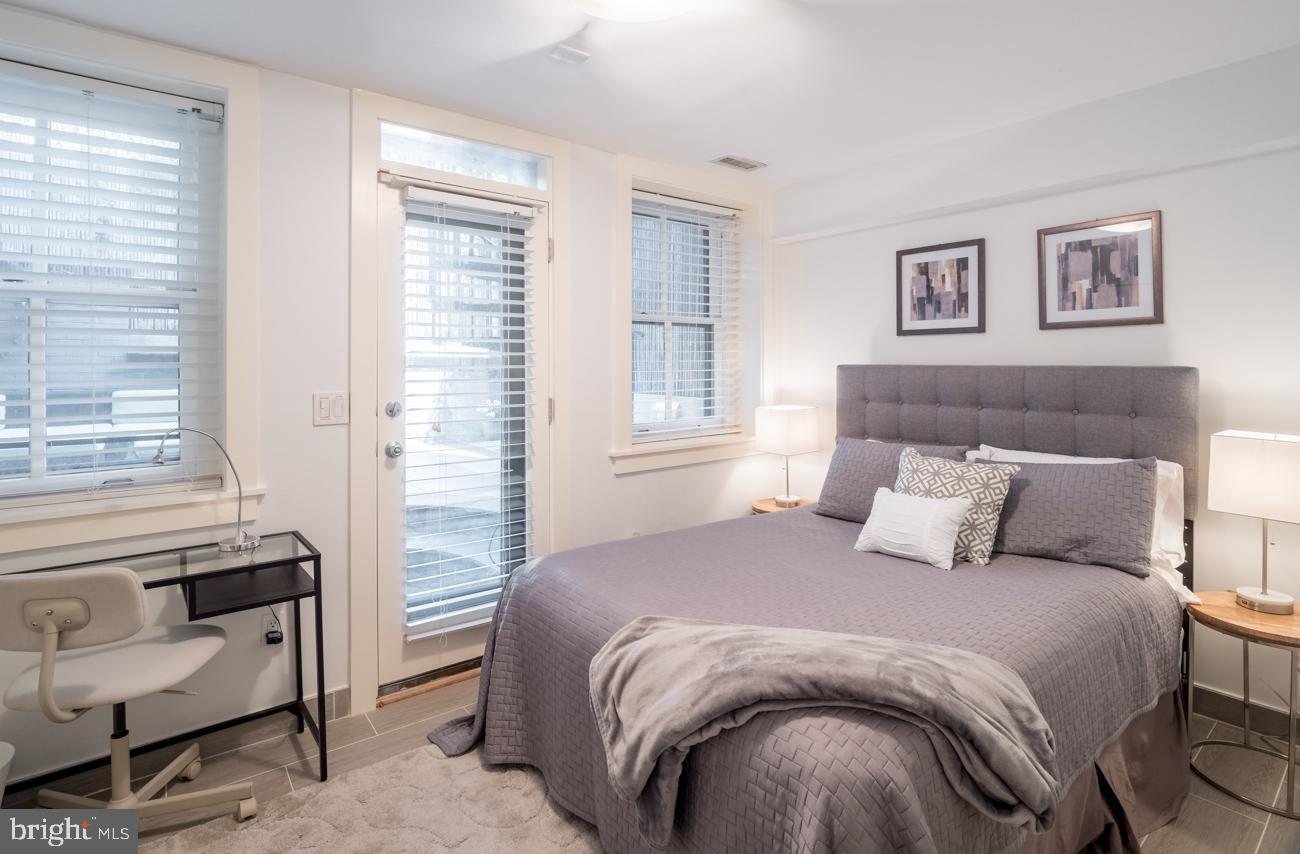 1407 33rd Street Northwest Washington, DC 20007 - Photo 11 of 17