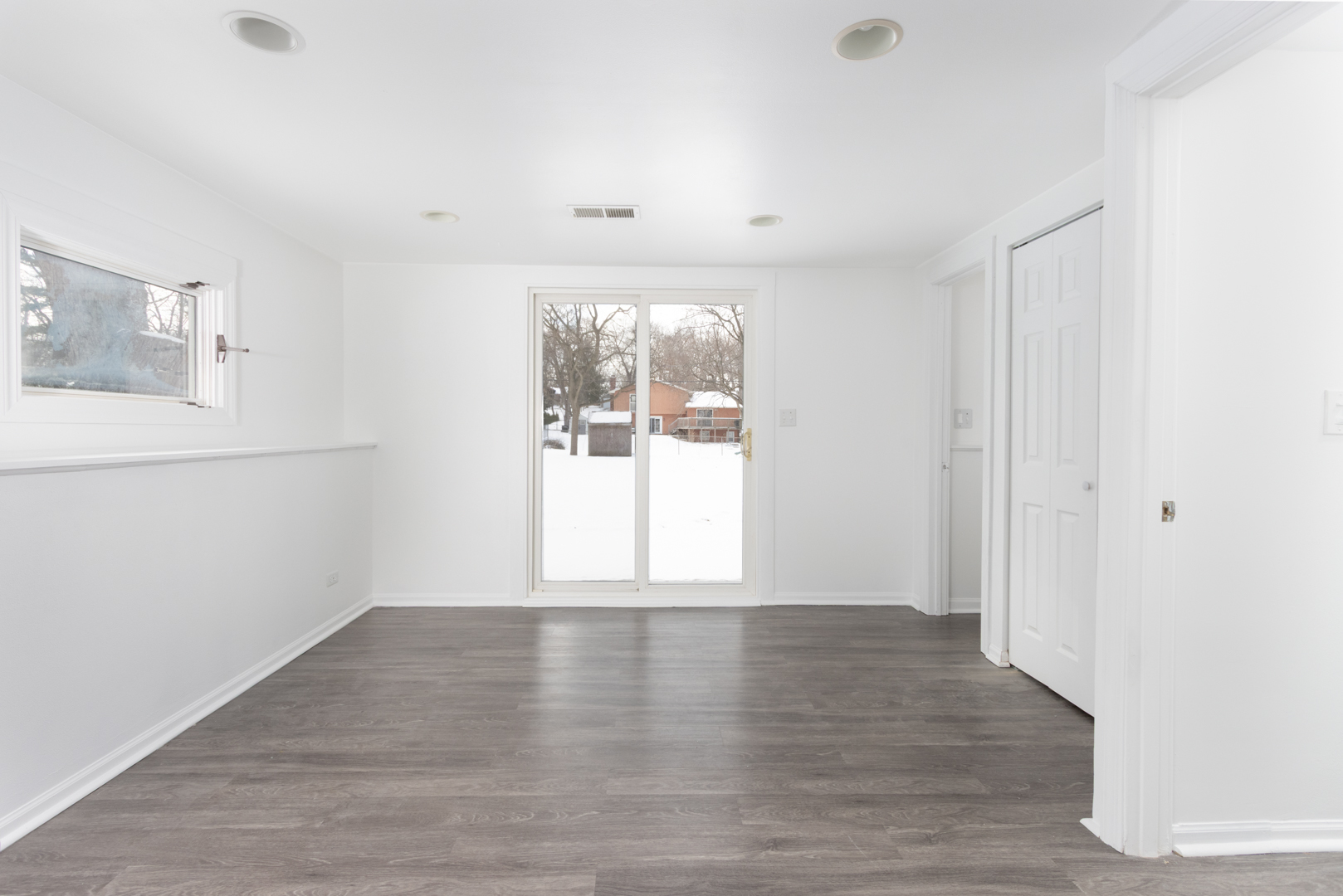 6209 Sands Road Crystal Lake, IL 60014 - Photo 12 of 27