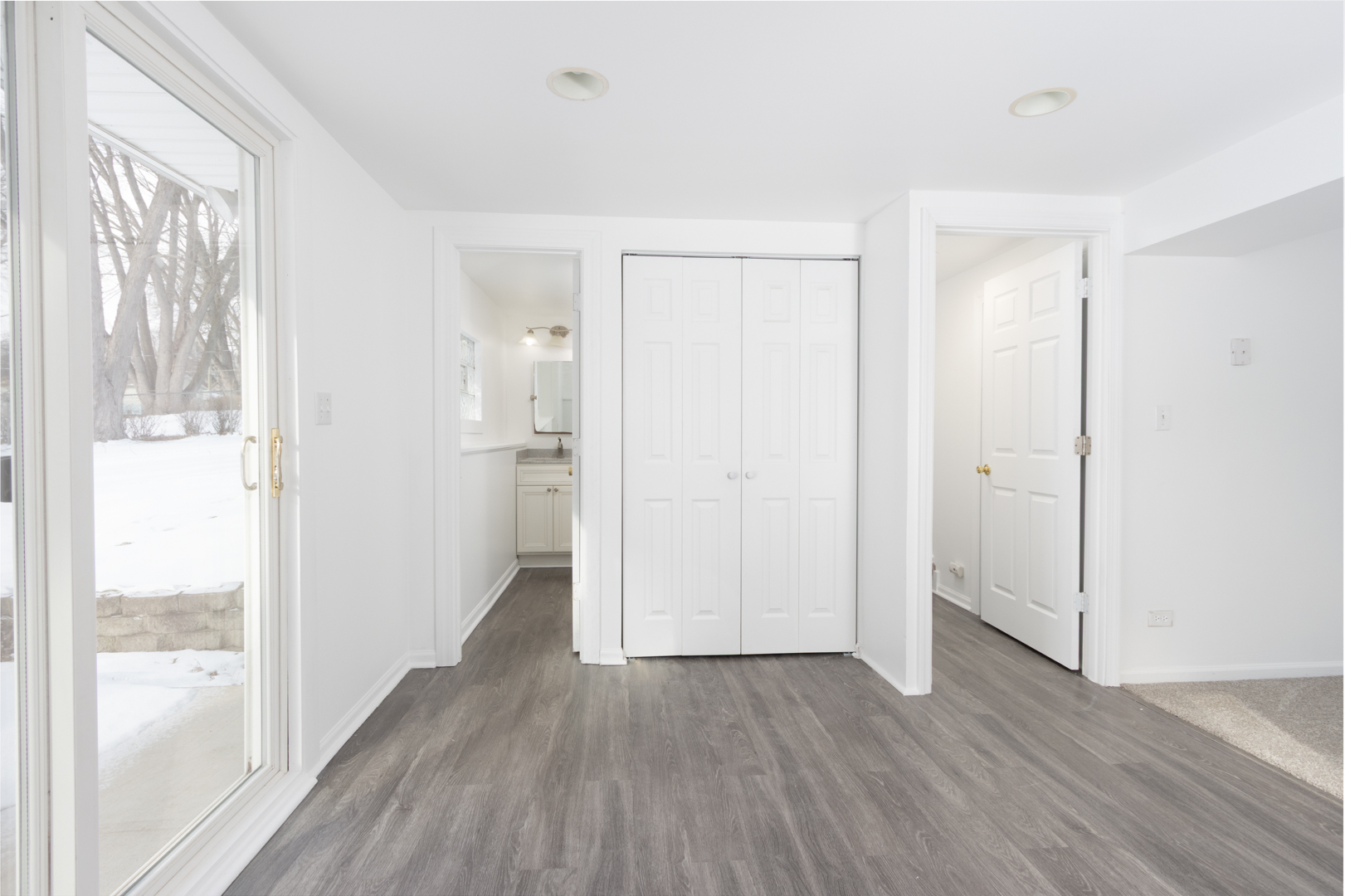 6209 Sands Road Crystal Lake, IL 60014 - Photo 13 of 27