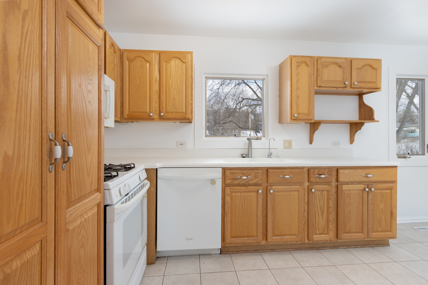 6209 Sands Road Crystal Lake, IL 60014 - Photo 7 of 27