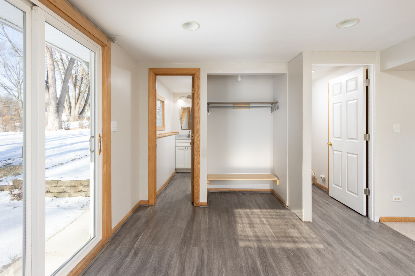 6209 Sands Road Crystal Lake, IL 60014 - Photo 9 of 23