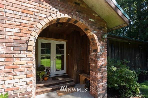 547 Brown Road Port Angeles, WA 98362 - Photo 3 of 25 Gallery Image 3