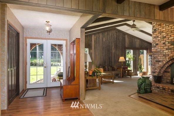547 Brown Road Port Angeles, WA 98362 - Photo 4 of 25 Gallery Image 4
