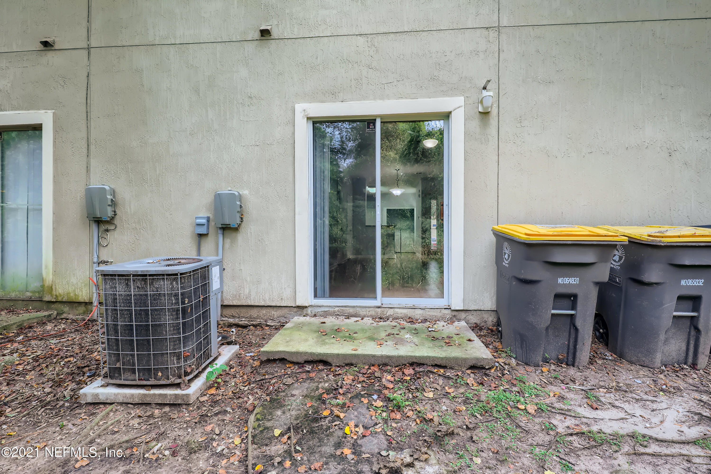 7915 Melvin Road Jacksonville, FL 32210 - Photo 31 of 32 31-924806491-60 Exterior Rear