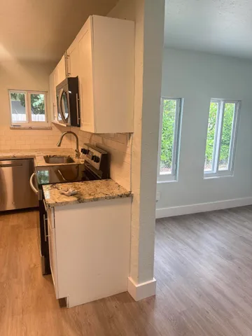 $2,800 | 508 Palmetto Street, Unit 1, West Palm Beach, FL 33405