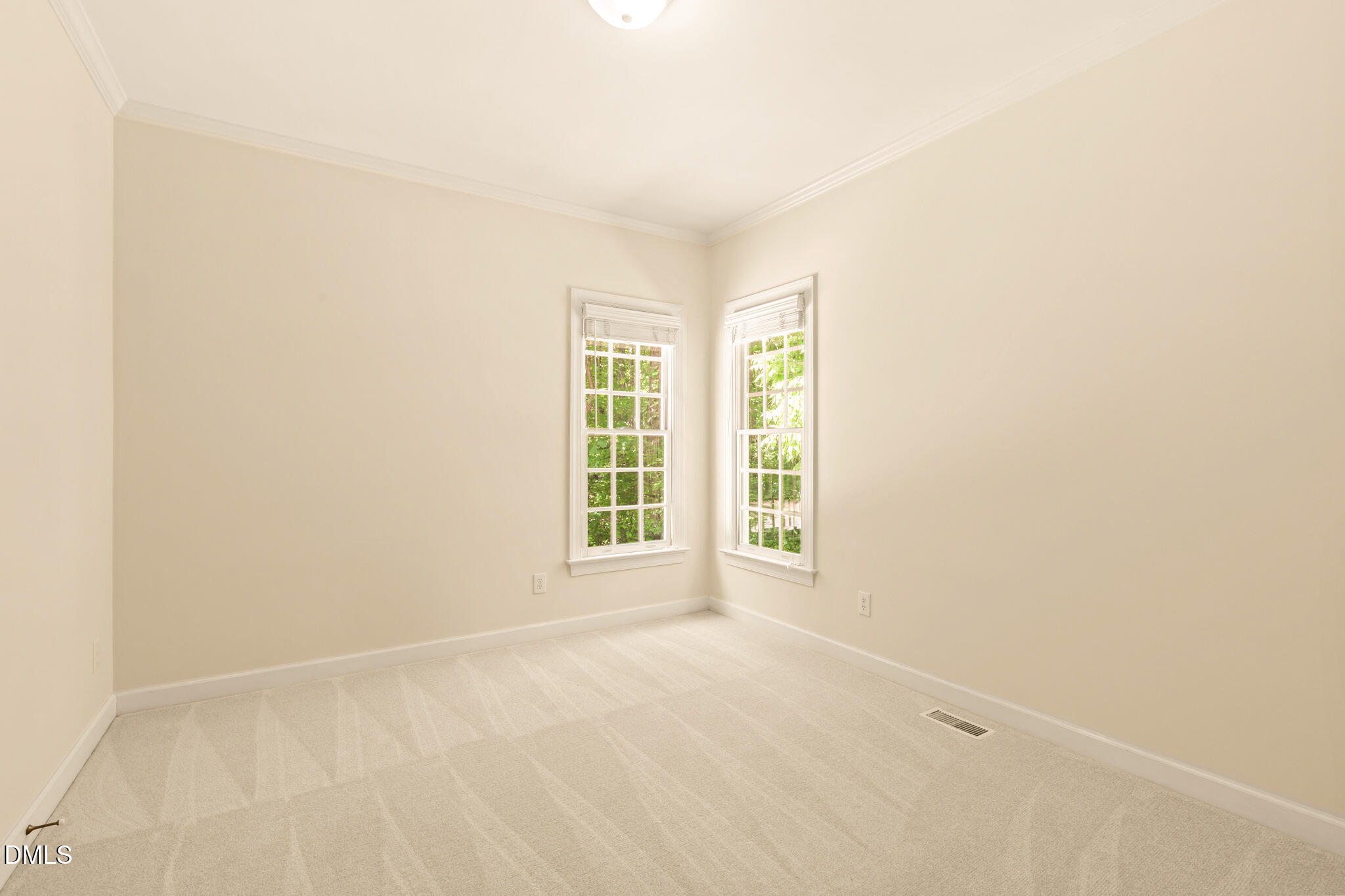2929 Sunnystone Way Raleigh, NC 27613 - Photo 20 of 42