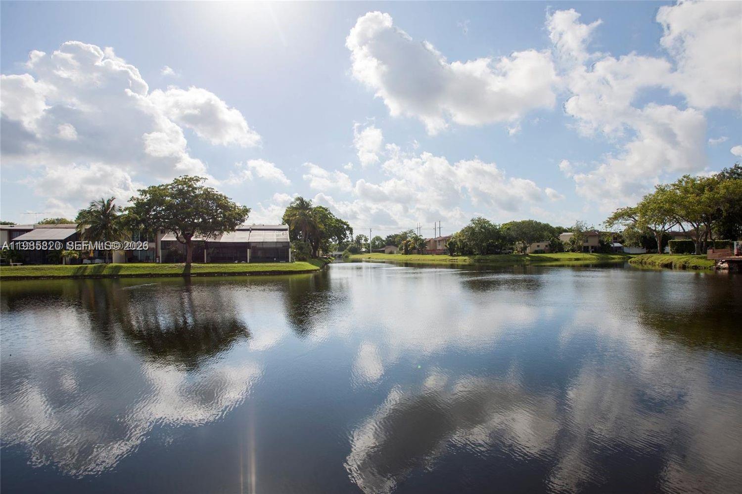 10449 Southwest 78th Street Miami, FL 33173 - Photo 2 of 35