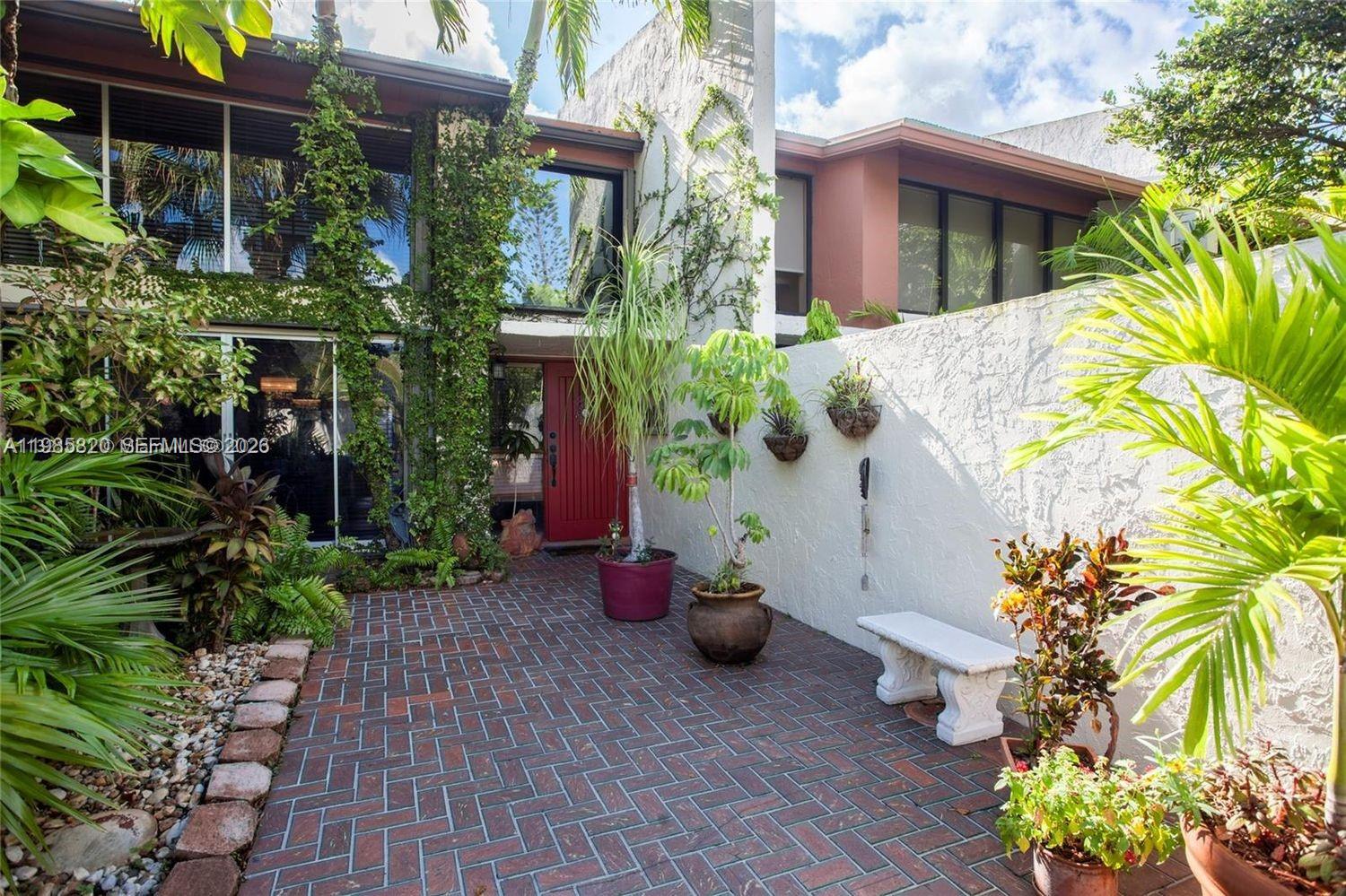 10449 Southwest 78th Street Miami, FL 33173 - Photo 30 of 35