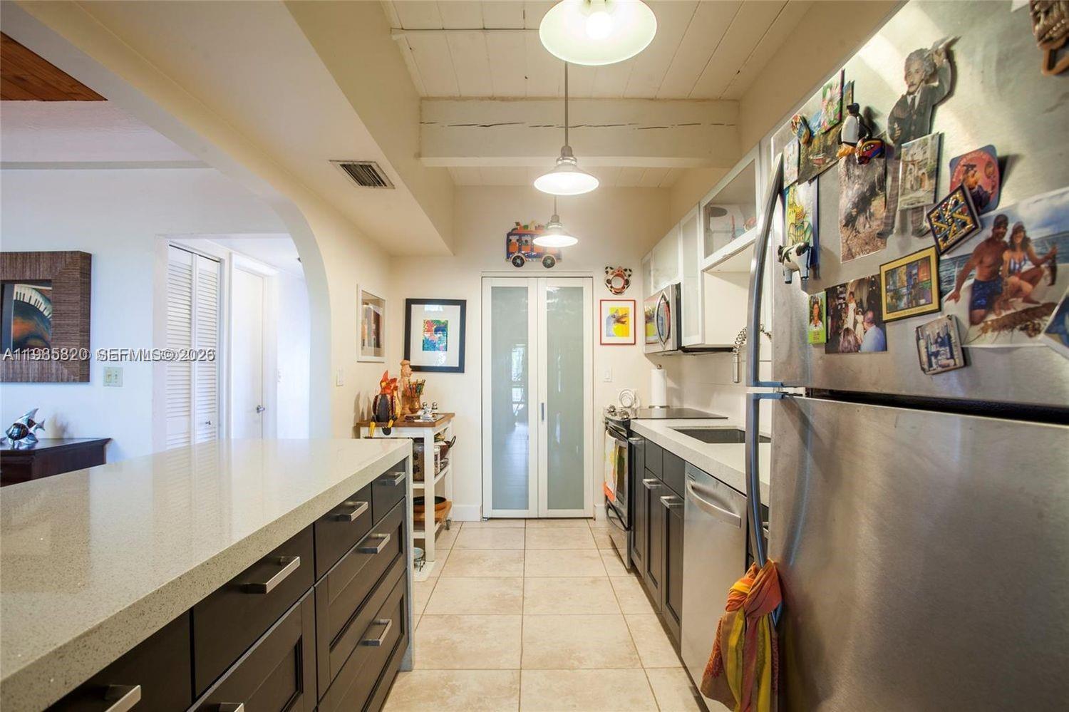 10449 Southwest 78th Street Miami, FL 33173 - Photo 10 of 35