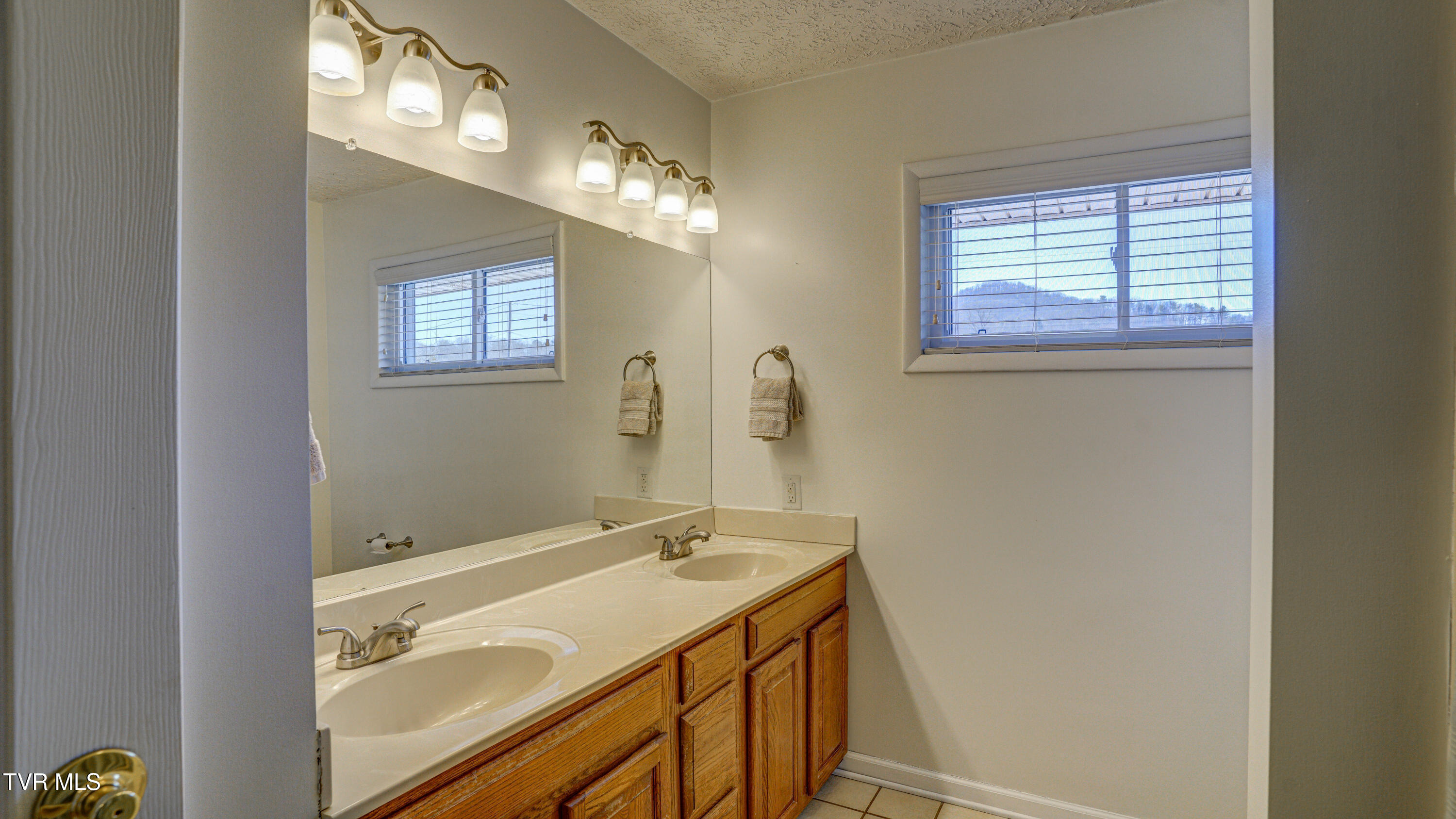 955 9th Street Erwin, TN 37650 - Photo 45 of 56 _DSC3282_3_4_5_6