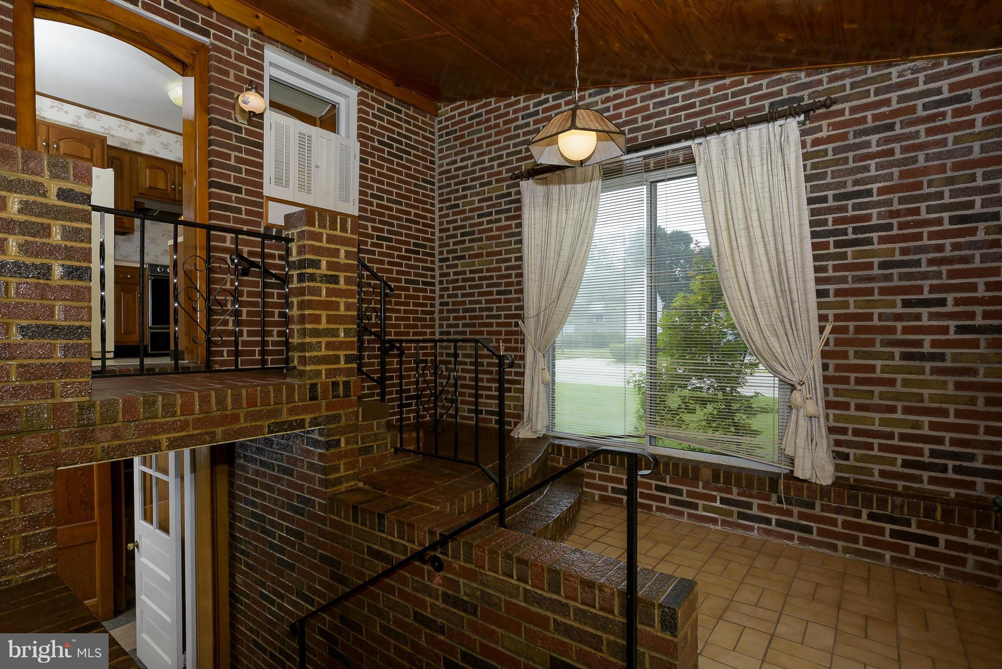 208 South Longcross Road Linthicum Heights, MD 21090 - Photo 18 of 30 Family Room
