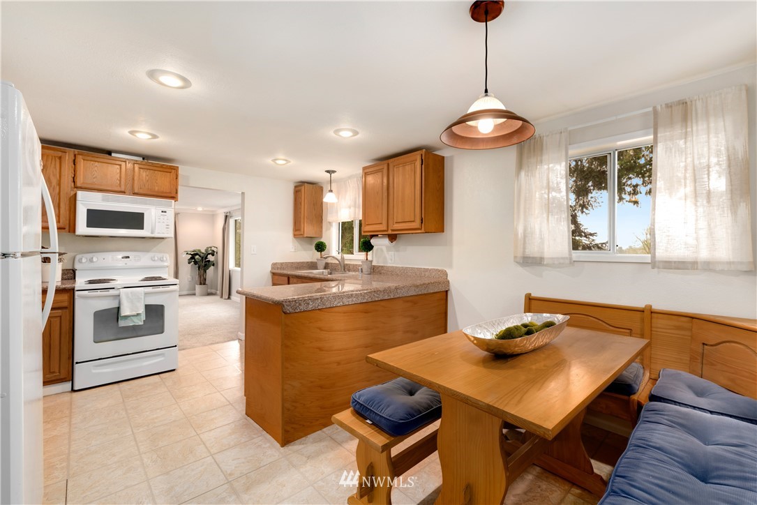 8029 South Langston Road Seattle, WA 98178 - Photo 2 of 22