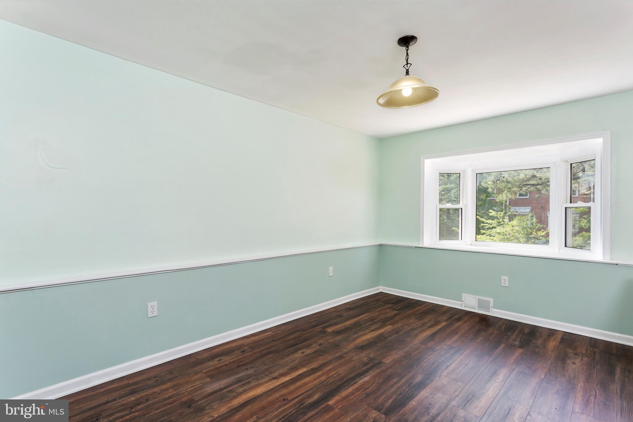 1807 Hillenwood Road Baltimore, MD 21239 - Photo 5 of 22 Gallery Image 5