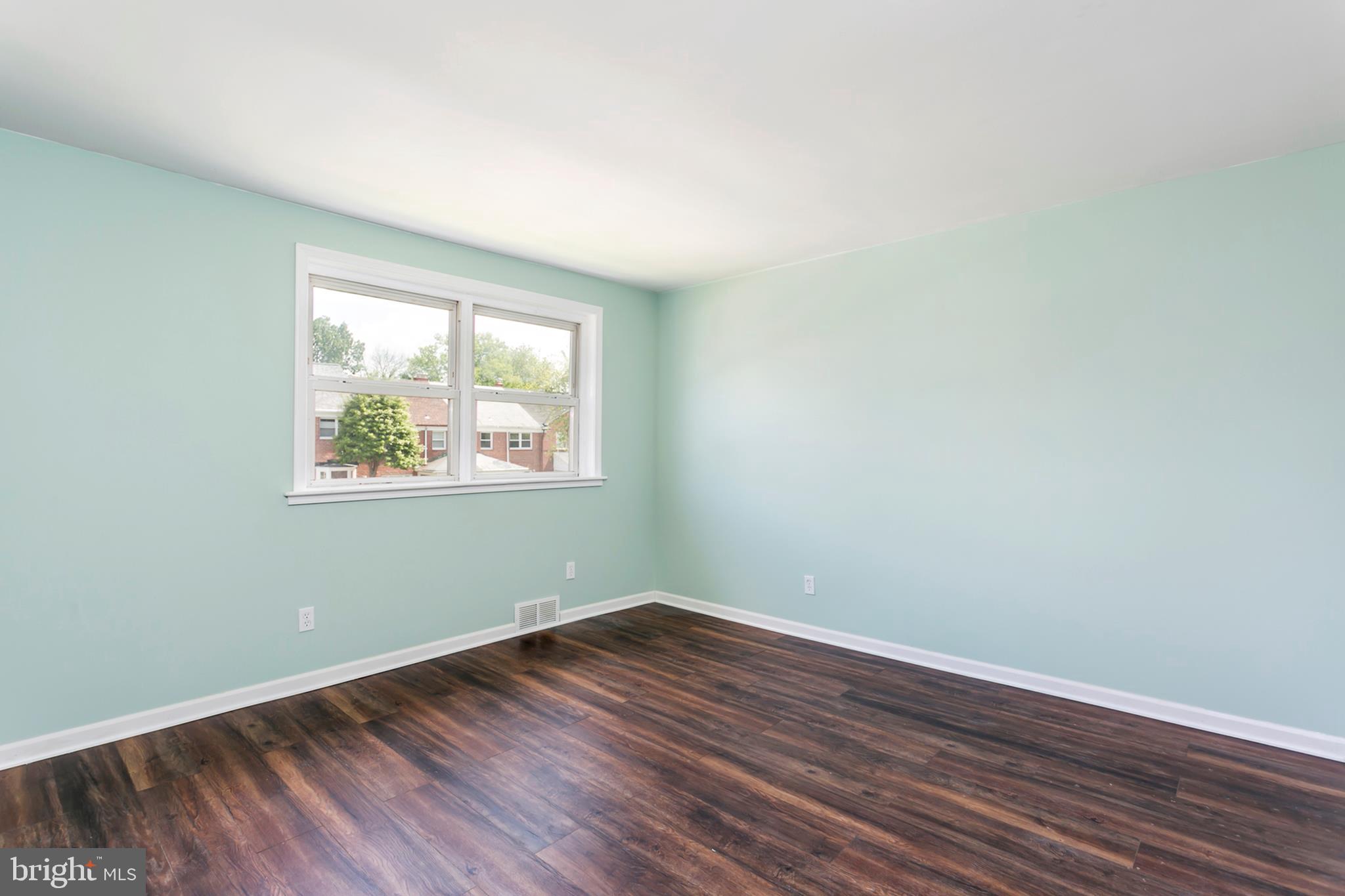 1807 Hillenwood Road Baltimore, MD 21239 - Photo 9 of 22 Gallery Image 9