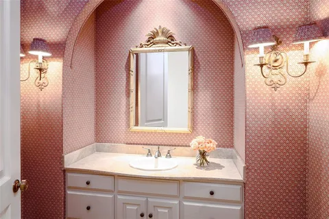 $8,975,000 | 3918 Normandy Avenue, Highland Park, TX 75205