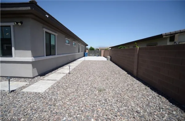 $6,250 | 8477 Wolf Mountain Court, Las Vegas, NV 89129