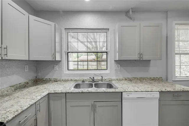 $469,000 | 110 East Lauren Court, Fern Park, FL 32730