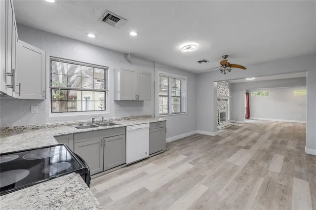 $469,000 | 110 East Lauren Court, Fern Park, FL 32730