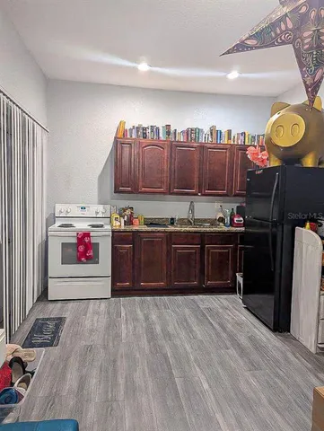 $469,000 | 110 East Lauren Court, Fern Park, FL 32730