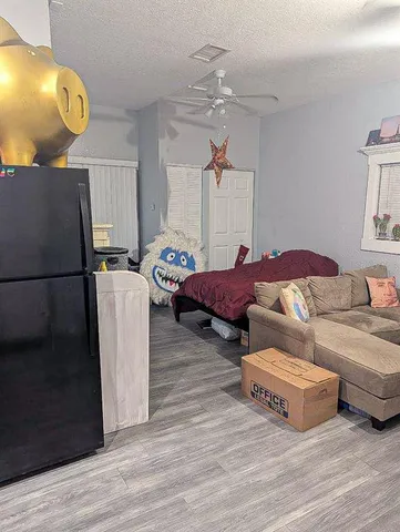 $469,000 | 110 East Lauren Court, Fern Park, FL 32730