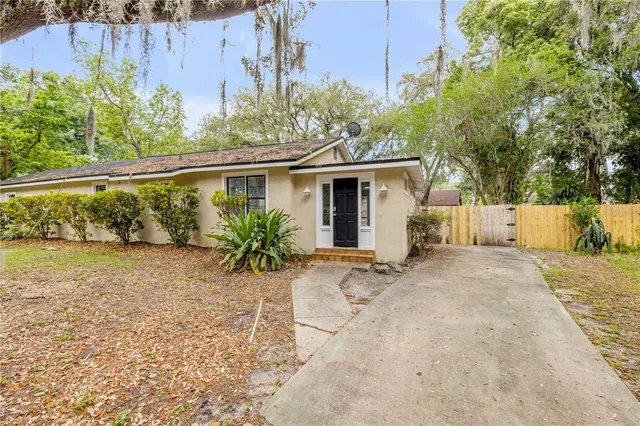 $469,000 | 110 East Lauren Court, Fern Park, FL 32730