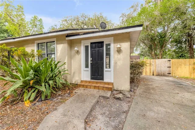 $469,000 | 110 East Lauren Court, Fern Park, FL 32730