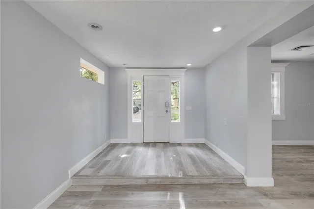 $469,000 | 110 East Lauren Court, Fern Park, FL 32730