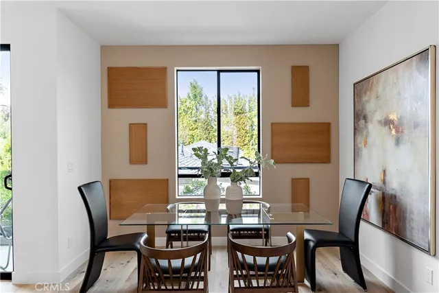 $5,850 | 11860 West Flower Valley Village, Valley Village, CA 91607