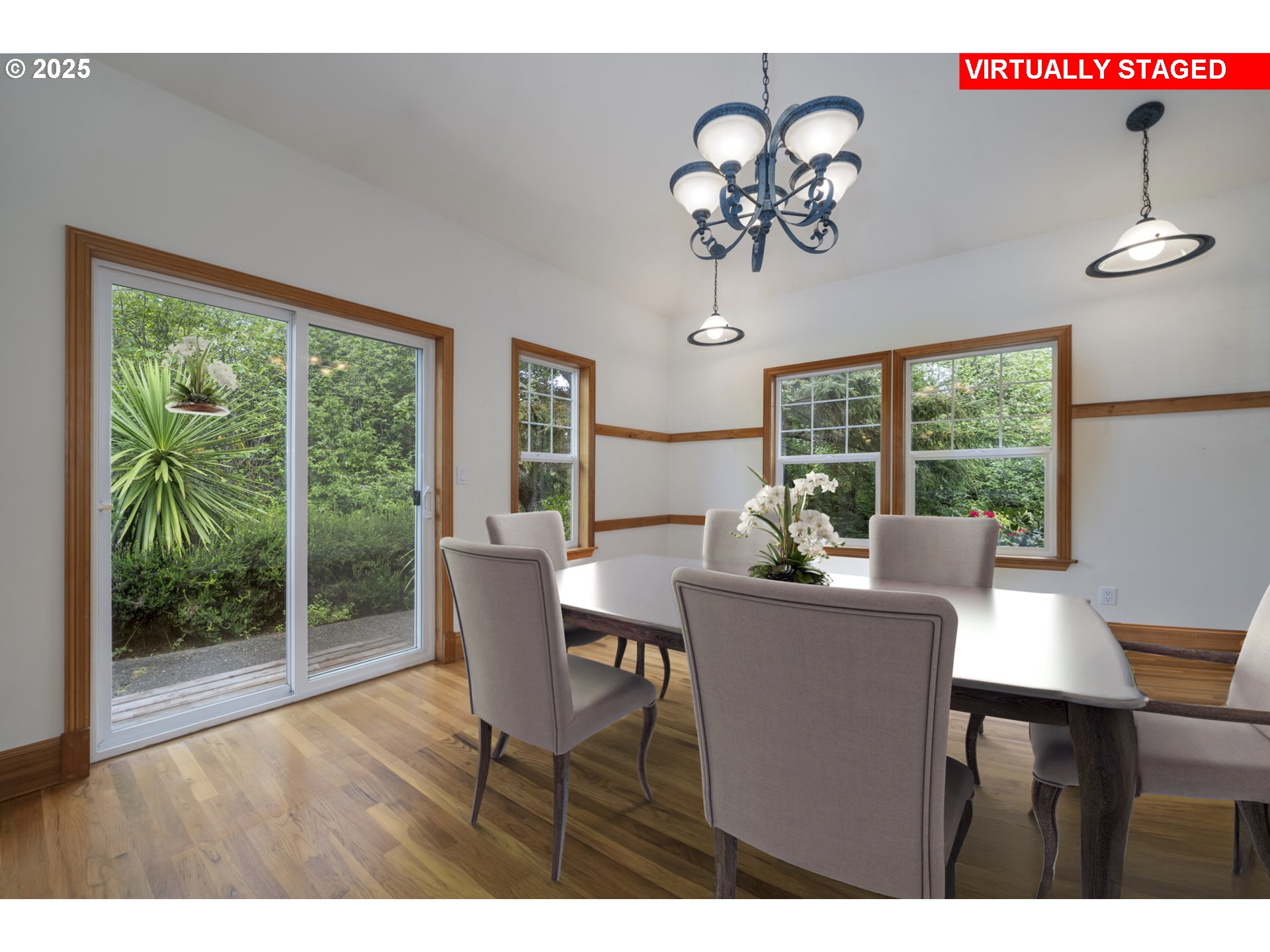 110 Southwest 61 Street South Beach, OR 97366 - Photo 21 of 48 Dining Area