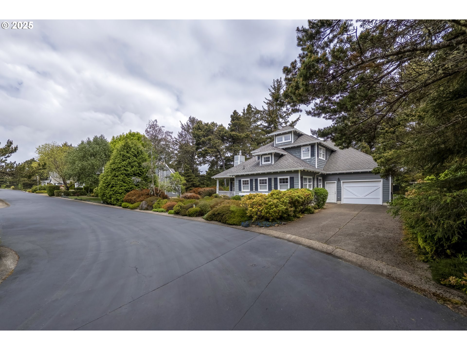 110 Southwest 61 Street South Beach, OR 97366 - Photo 7 of 48 Exterior