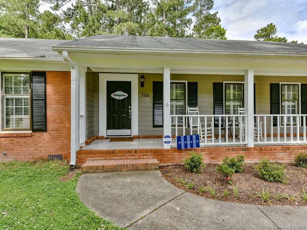 7115 Powder Mill Place Charlotte, NC 28277 - Photo 2 of 28