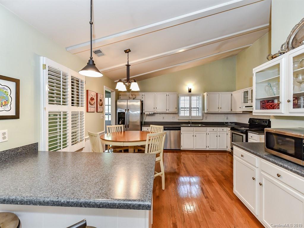7115 Powder Mill Place Charlotte, NC 28277 - Photo 9 of 28