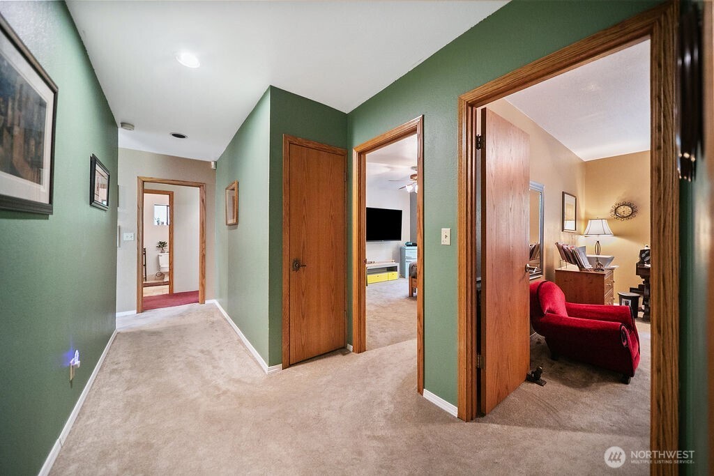 19328 Widme Road Northeast Poulsbo, WA 98370 - Photo 20 of 40