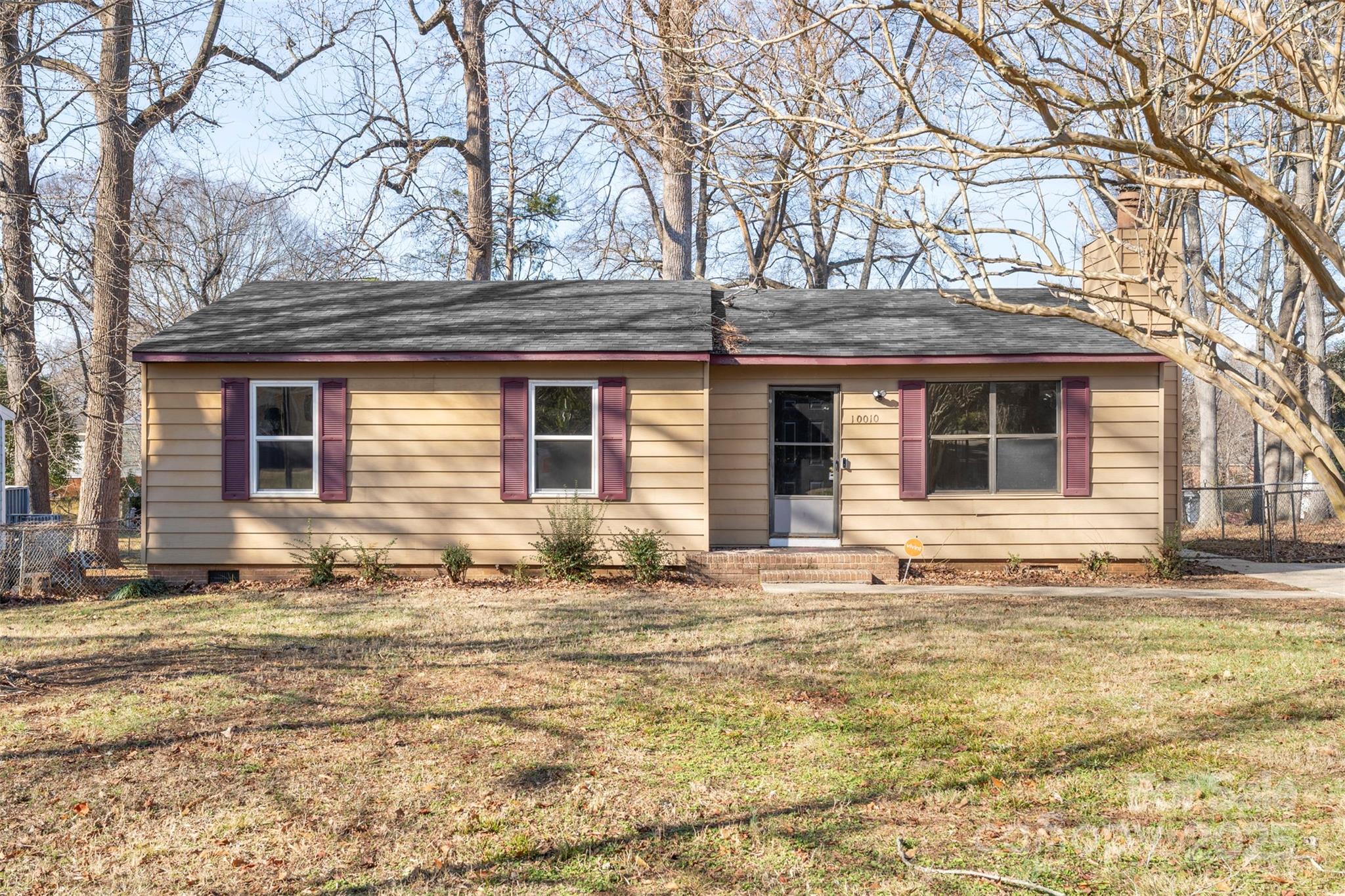 10010 Garth Wood Road Charlotte, NC 28273 - Photo 2 of 26