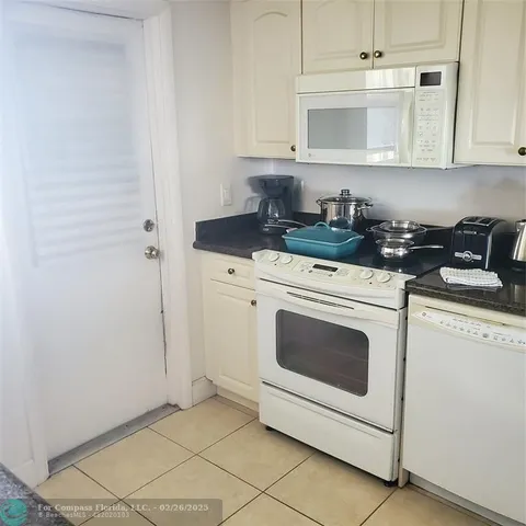 $3,499 | Undisclosed Address, Pompano Beach, FL 33062